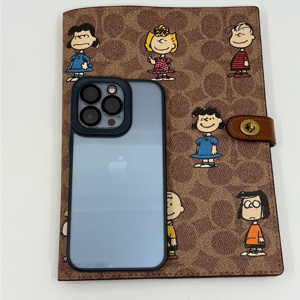 Coach X Peanuts Notebook In Signature Canvas Leather NWOT - Picture 13 of 13